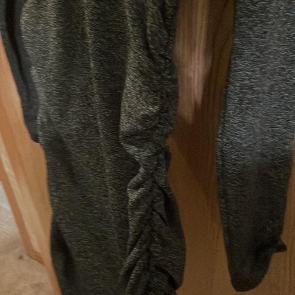 SHEIN dress - Picture 2 of 3